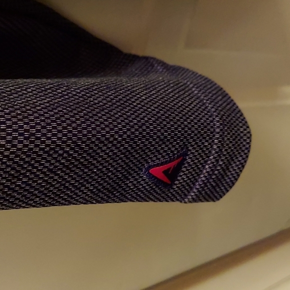 Men's 1/4 zip New England Patriots pullover - Picture 4 of 8